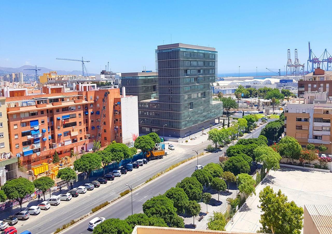 Malaga Centro Apartment Luaran gambar